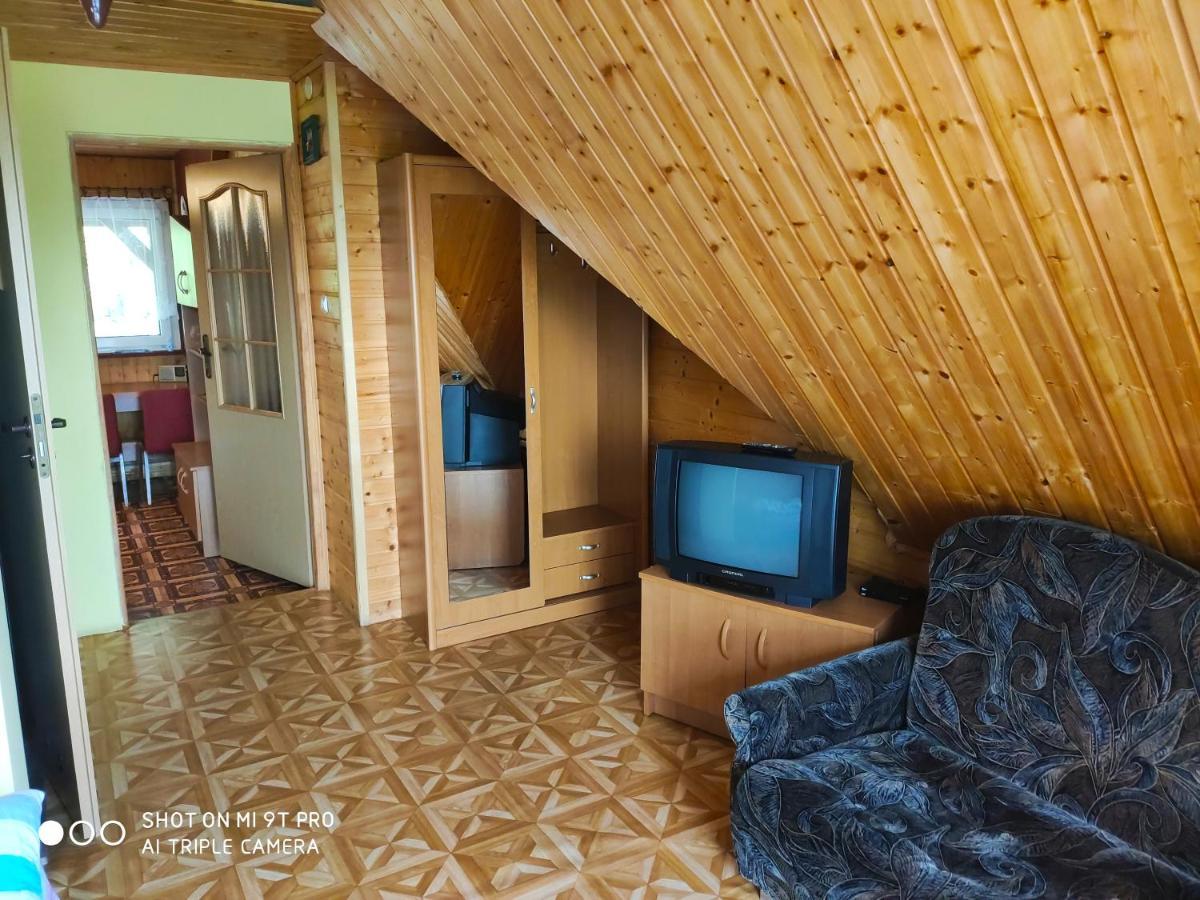 Agroturystyka Pod Kolami Myczkowce Luaran gambar