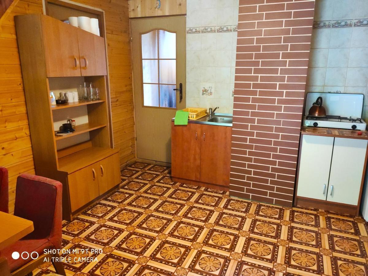 Agroturystyka Pod Kolami Myczkowce Luaran gambar
