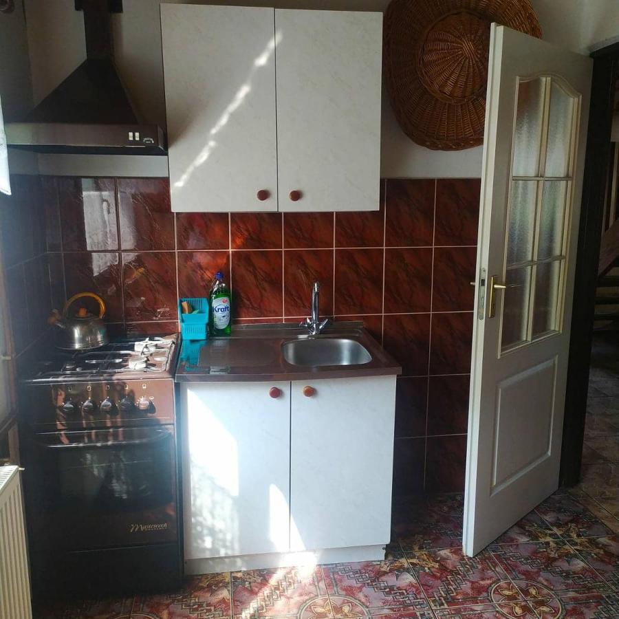 Agroturystyka Pod Kolami Myczkowce Luaran gambar