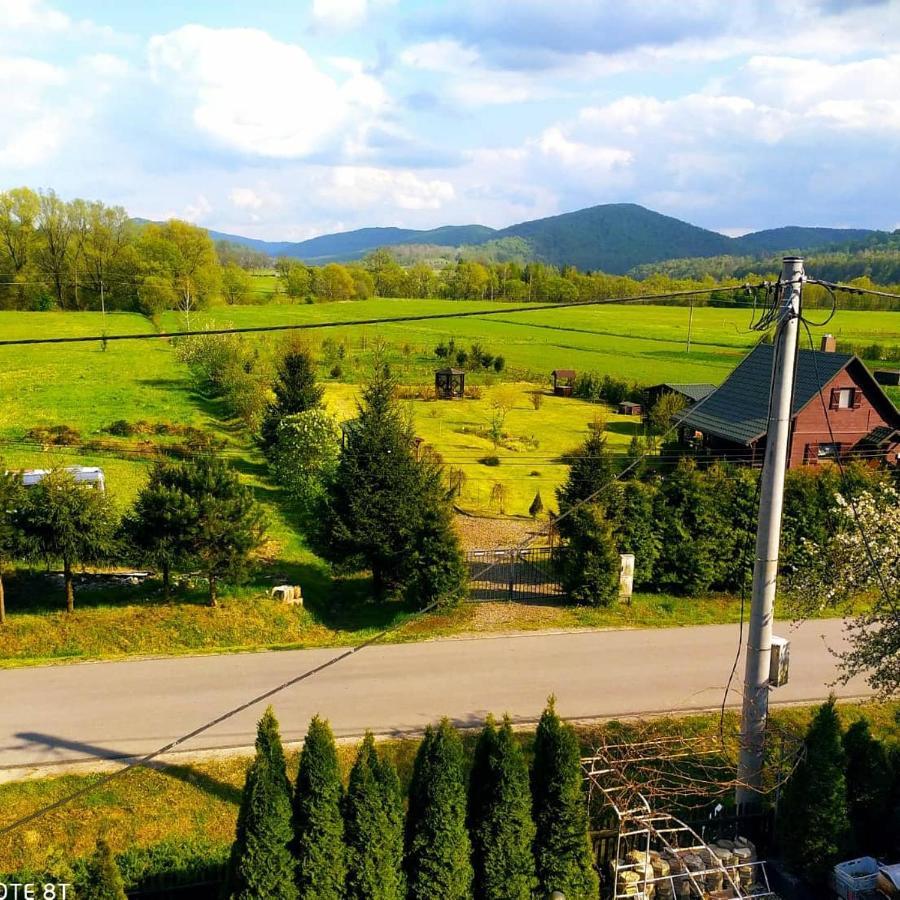 Agroturystyka Pod Kolami Myczkowce Luaran gambar