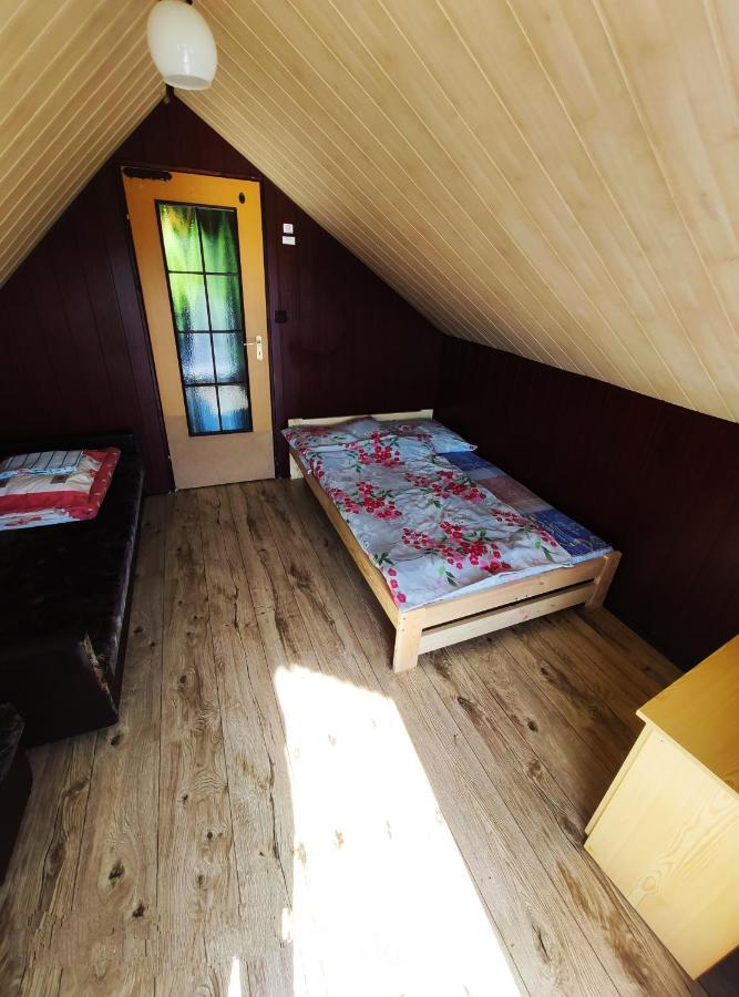 Agroturystyka Pod Kolami Myczkowce Luaran gambar