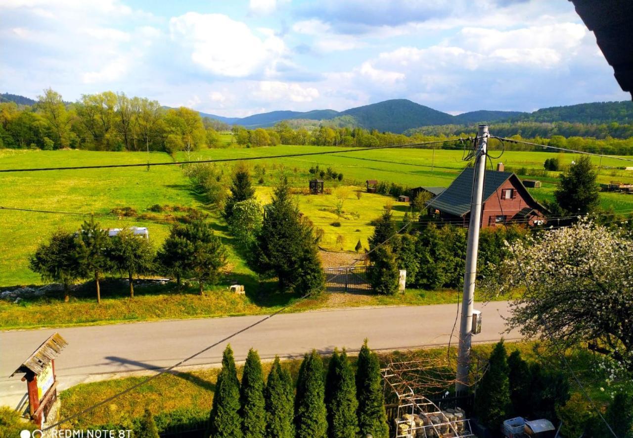 Agroturystyka Pod Kolami Myczkowce Luaran gambar