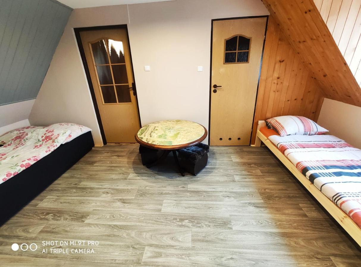 Agroturystyka Pod Kolami Myczkowce Bilik gambar